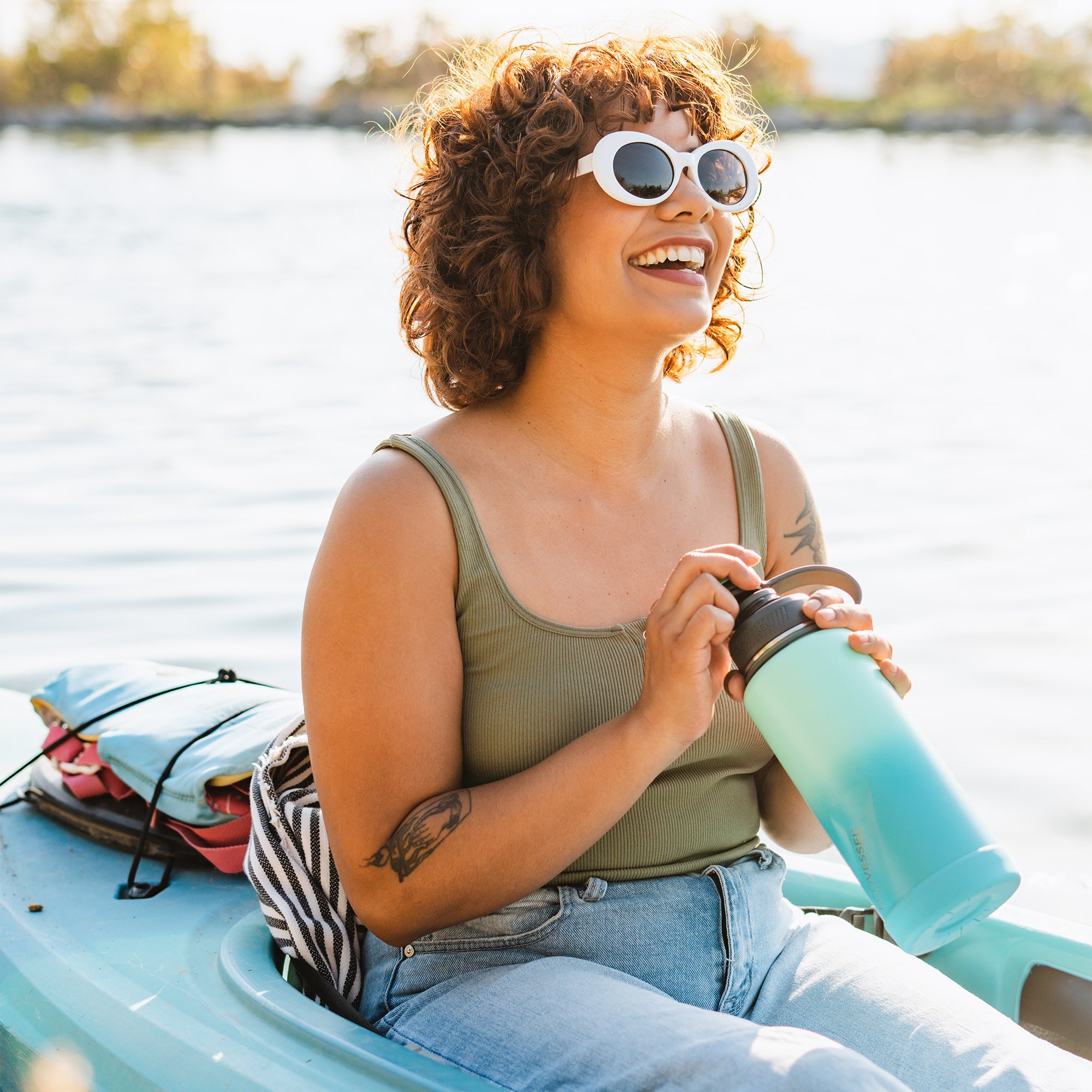 Boulder Insulated 32 oz Stainless Steel Water Bottle with Tea
